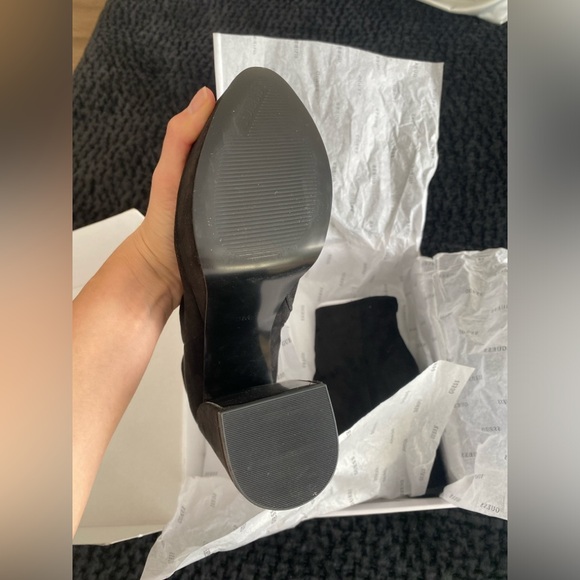 GUESS Women's Crafty Ankle Boot, size 8, NWT - Picture 8 of 8